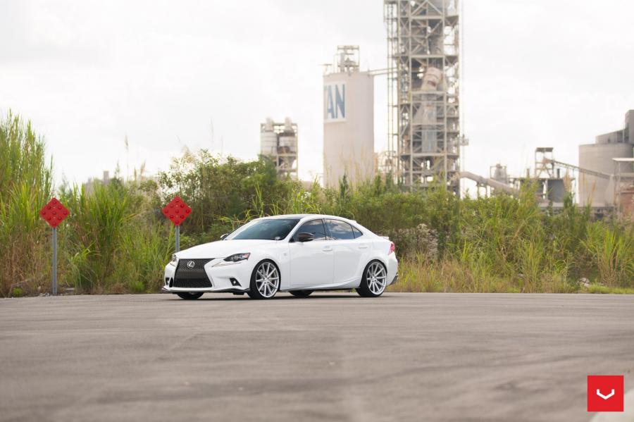  Lexus IS F on Vossen Wheels (VFS-10) 2017 года  (фото 12 из 72)